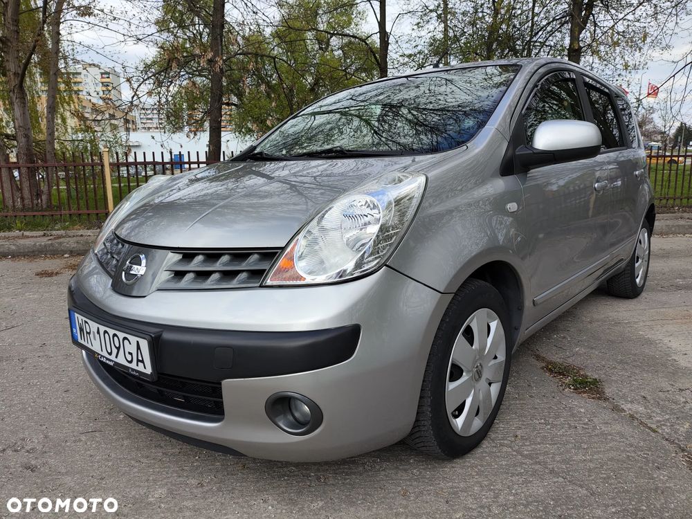 Nissan Note 1.6 Tekna - 1