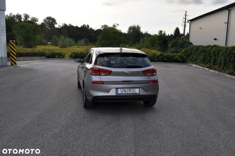 Hyundai i30 1.4 T-GDI Passion Plus - 8