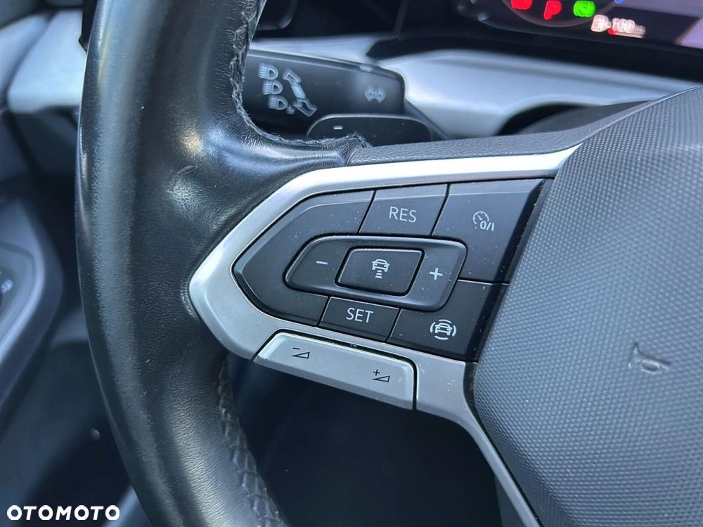 Volkswagen Golf Variant 1.5 eTSI EVO Life DSG - 23