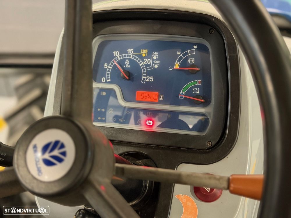 New Holland TD5050 Cabine AC 4RM - 8