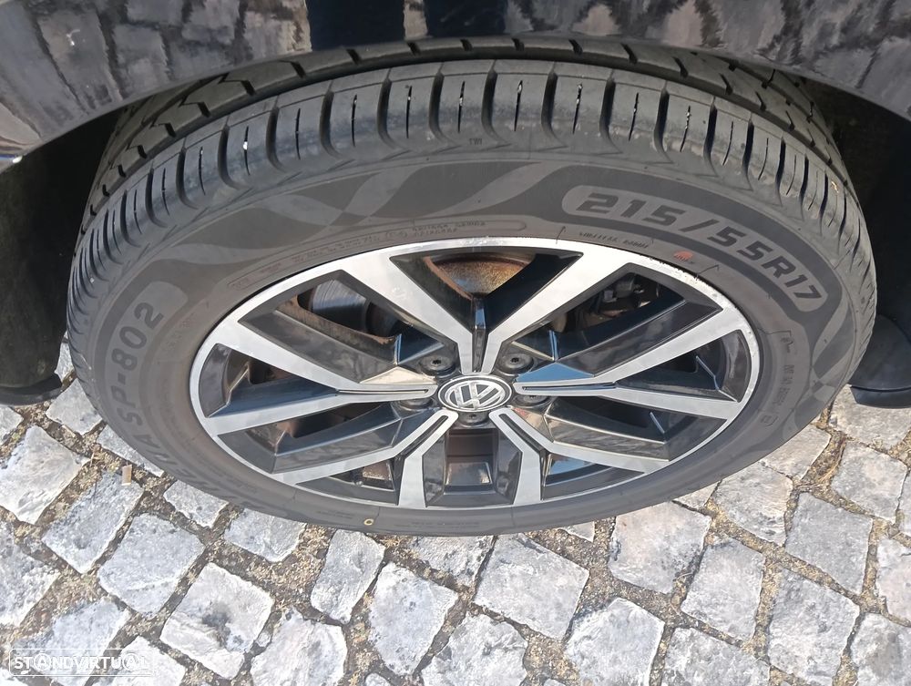 VW Passat 2.0 TDI Highline DSG - 8