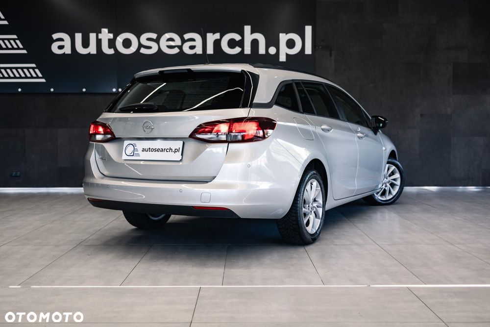 Opel Astra 2022 photo 4