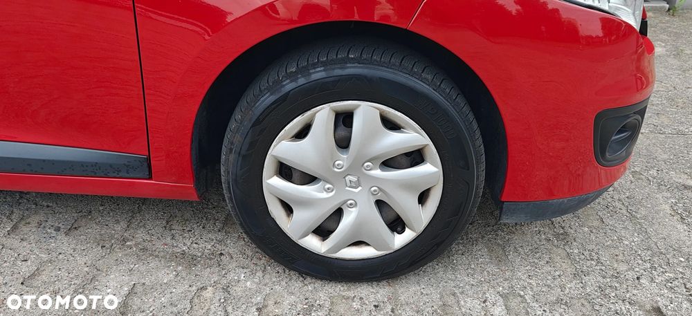 Renault Megane 1.6 16V 100 Expression - 9
