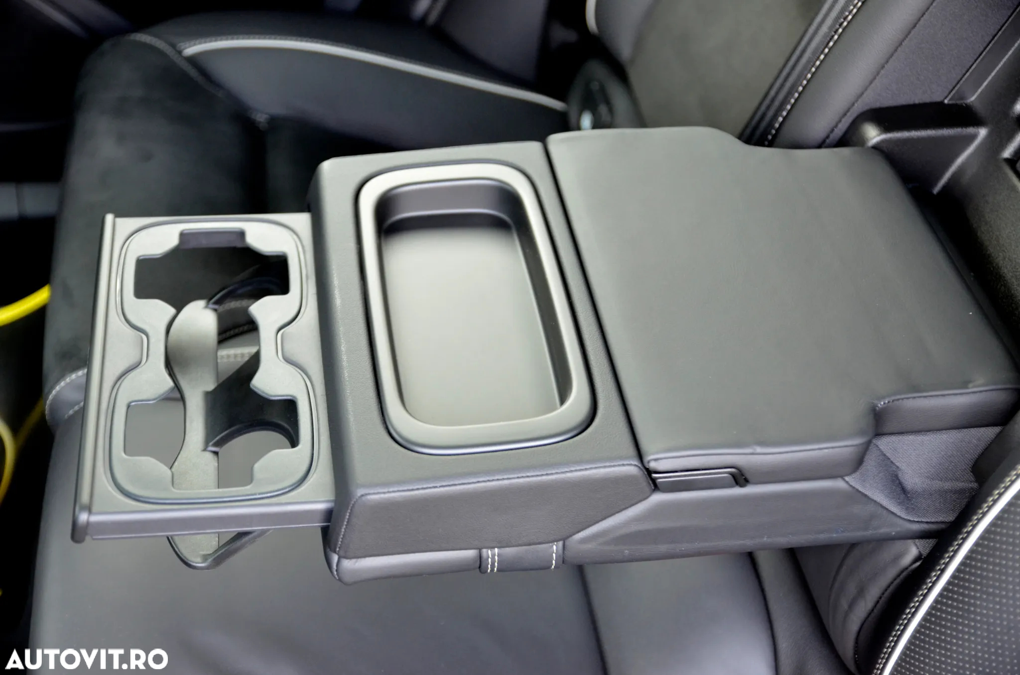 Volvo XC 60 D3 R-Design - 35