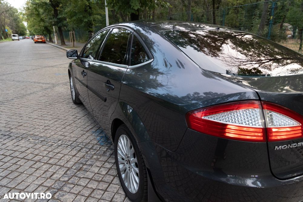 Ford Mondeo - 31