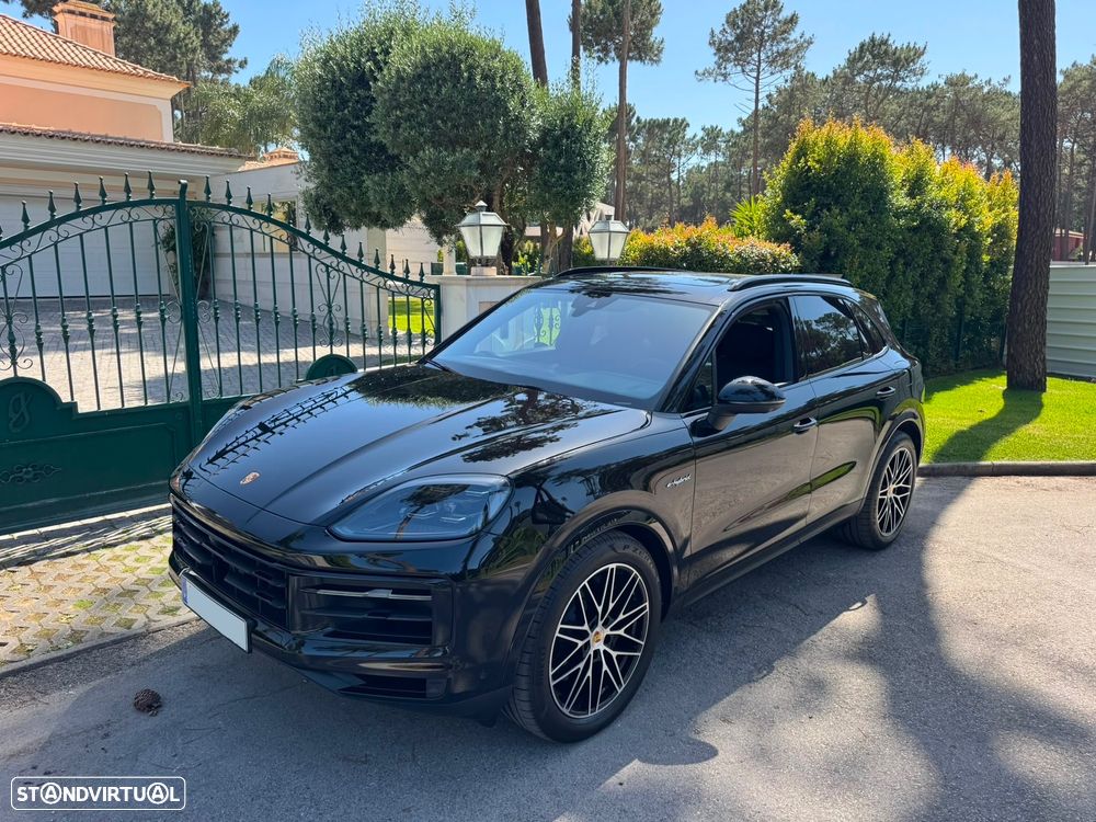 Porsche Cayenne E-Hybrid - 1