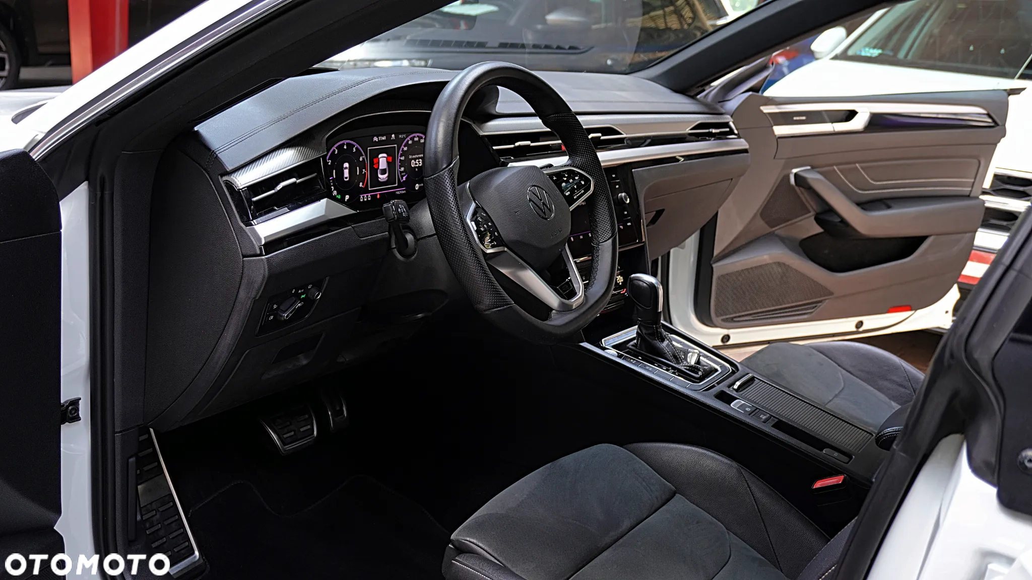 Volkswagen Arteon 2.0 TSI R-Line DSG - 16