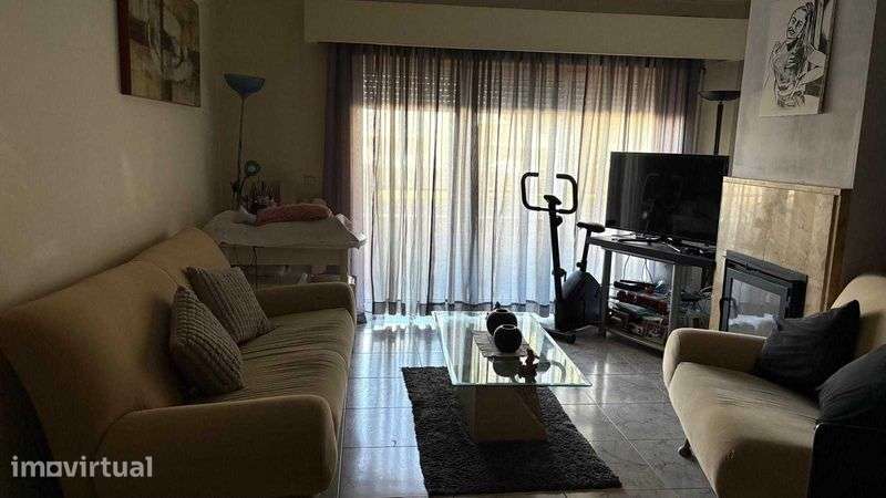 Apartamento T2 com jardim e terraço em Vila Nova de Gaia - Grande imagem: 4/12