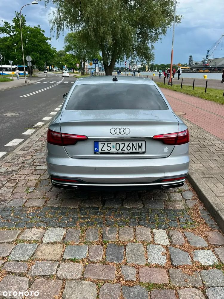 Audi A4 Limousine - 13