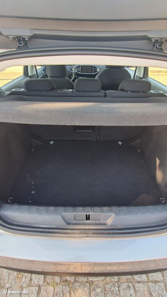 Peugeot 308 BlueHDi FAP 120 Stop & Start Active - 27