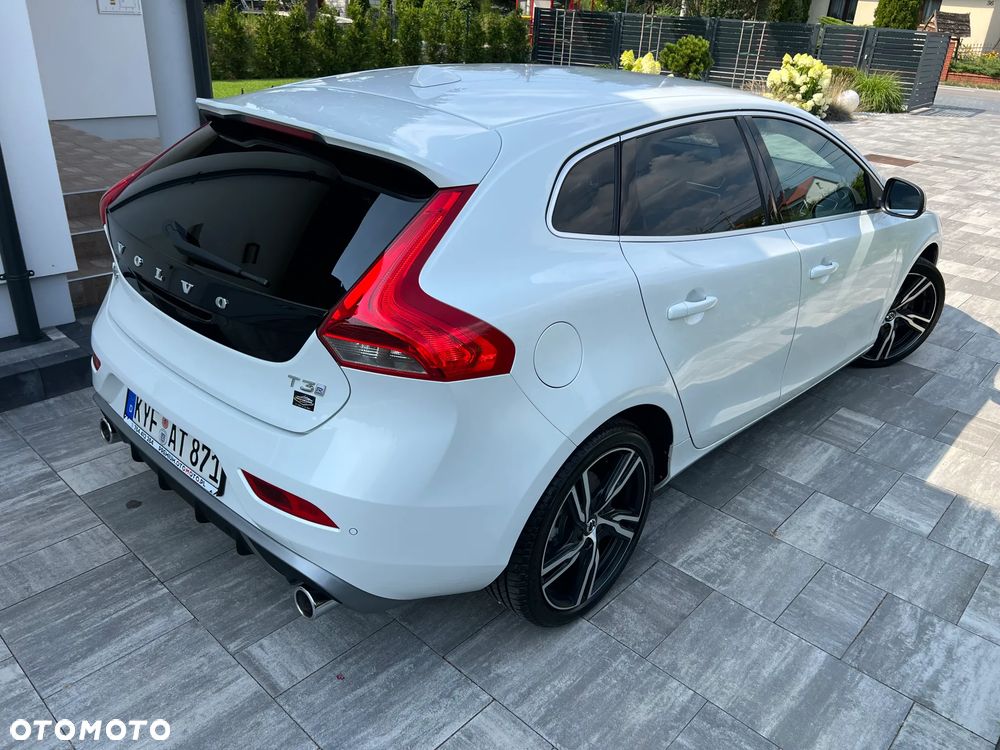 Volvo V40 T3 Inscription - 21