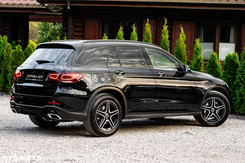 Mercedes-Benz GLC 220 d 4Matic 9G-TRONIC AMG Line - 12