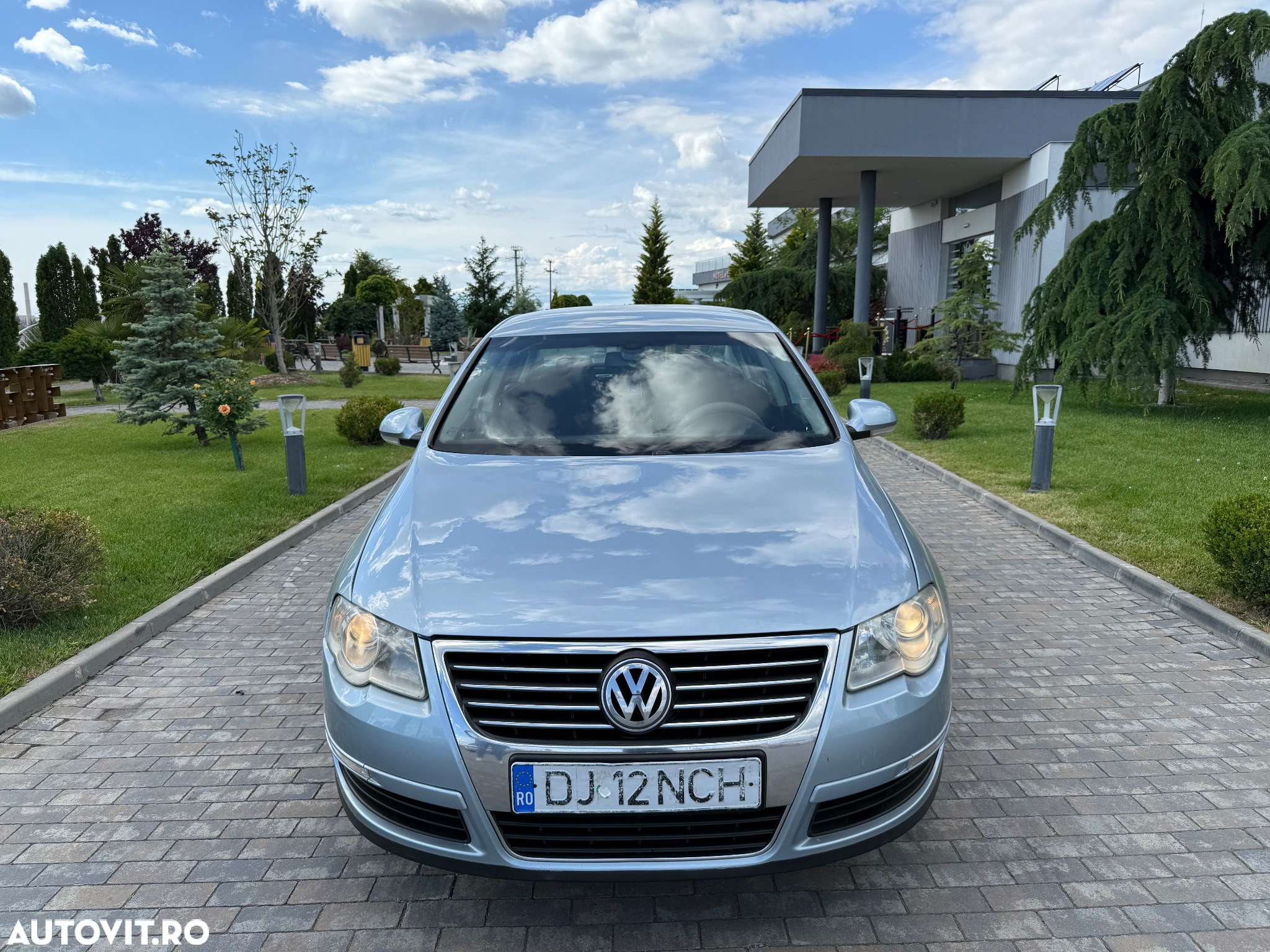 Volkswagen Passat - 5