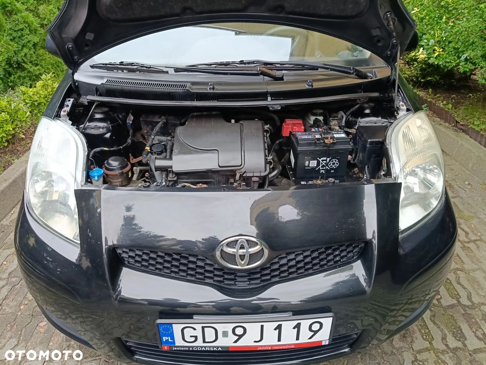 Toyota Yaris 1.0 Terra - 10