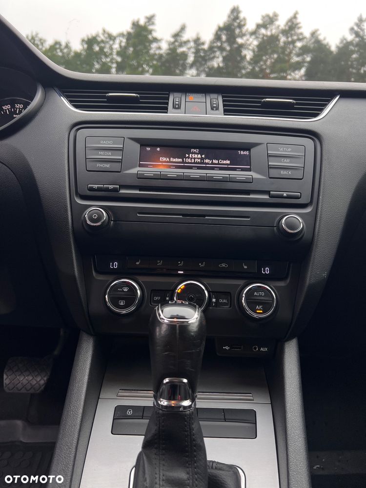 Skoda Octavia 1.6 TDI Elegance DSG - 17