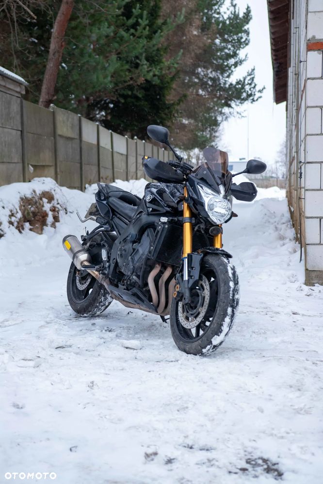 Yamaha FZ8 - 3