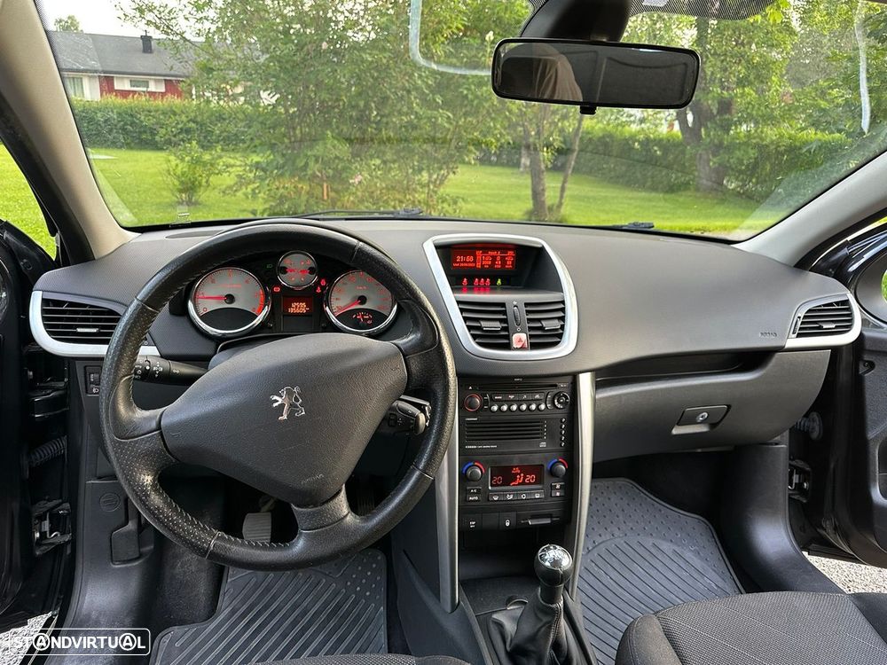 Peugeot 207 - 4