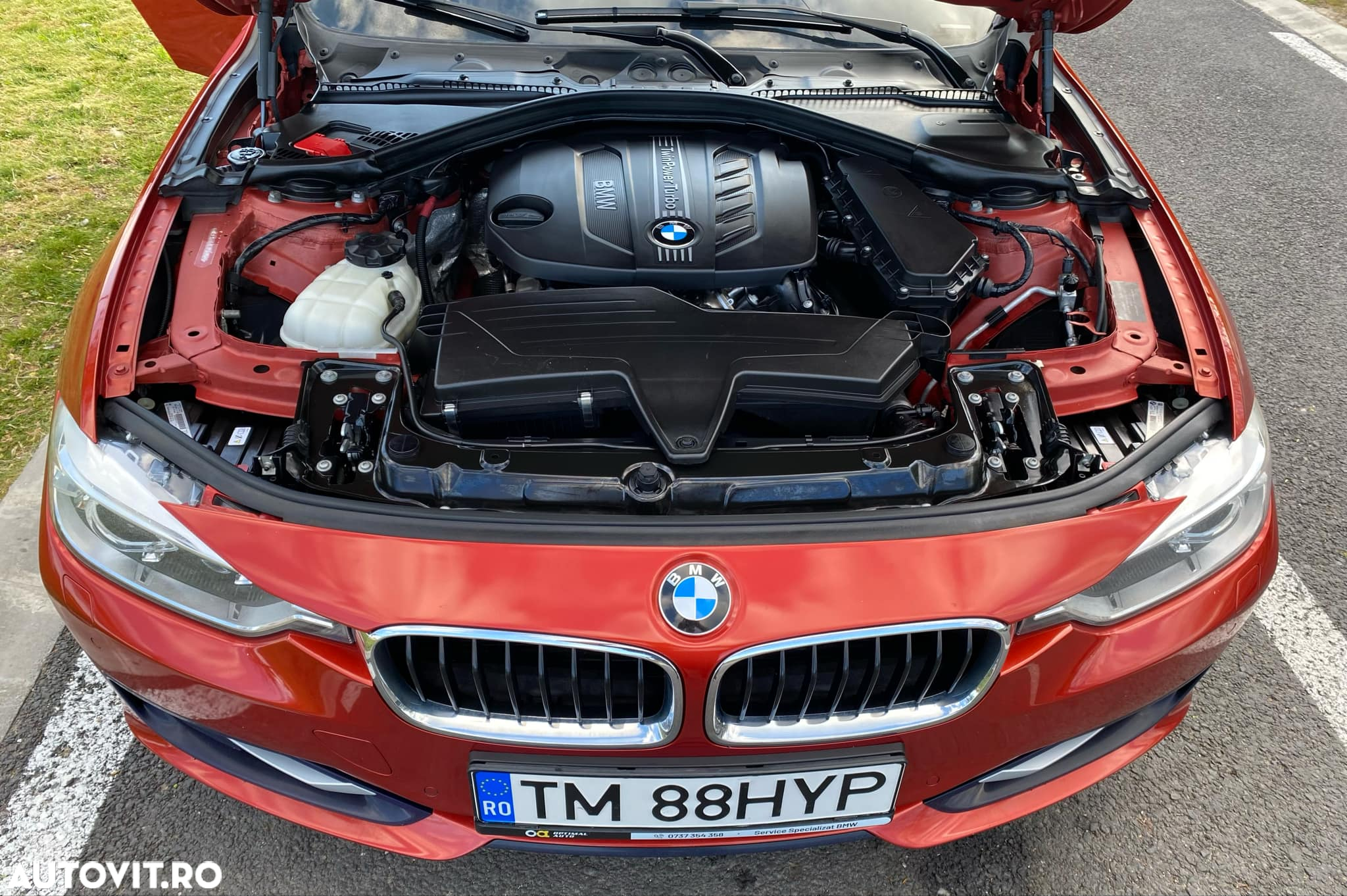 BMW Seria 3 318d DPF Touring Aut. Edition Sport - 8