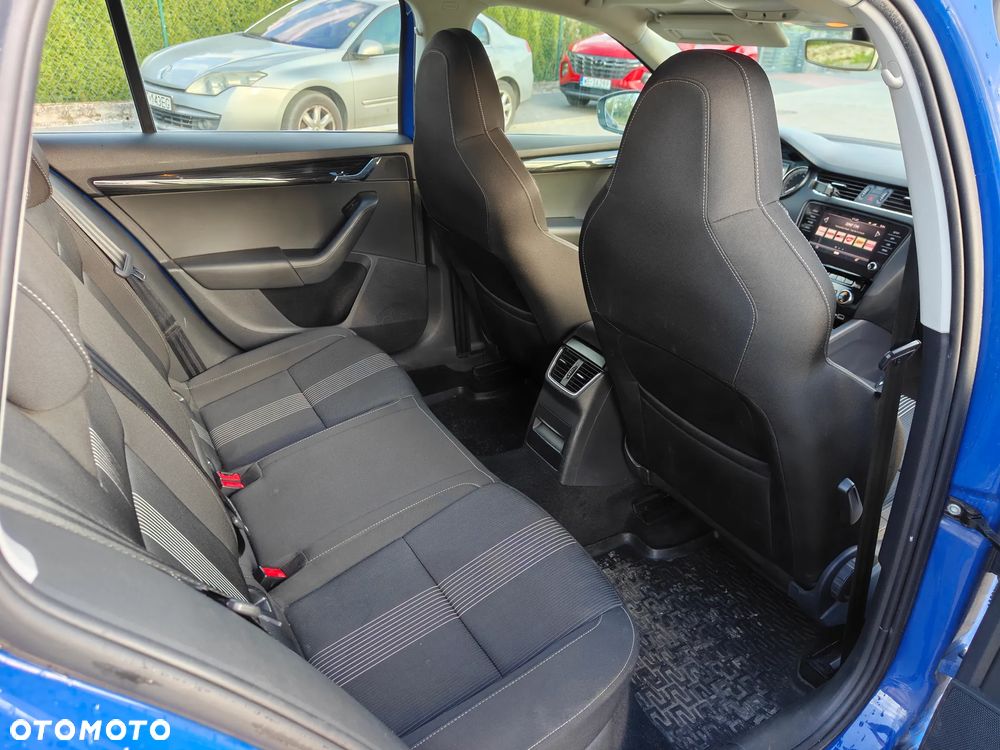 Skoda Octavia 1.6 TDI Style DSG - 11
