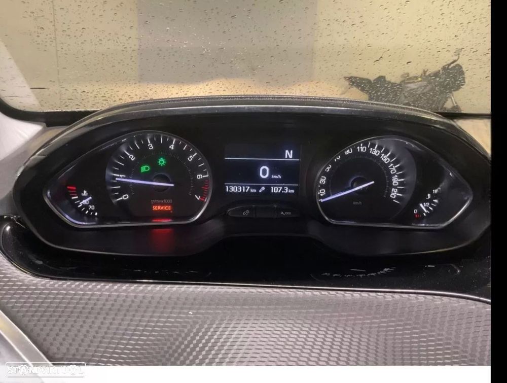 Peugeot 2008 - 7
