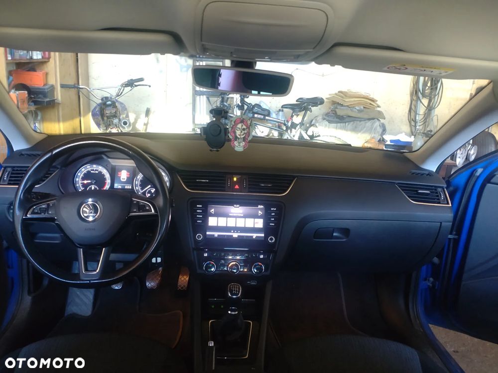 Skoda Octavia 2.0 TDI Style - 13