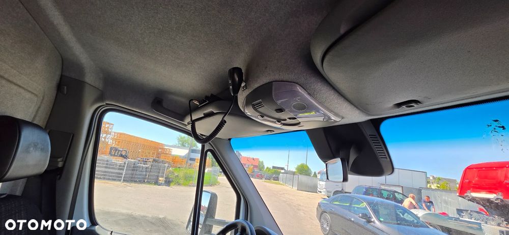 Mercedes-Benz SPRINTER - 20