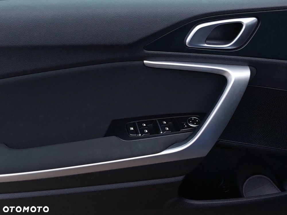 Kia XCeed 1.5 T-GDI M DCT - 15