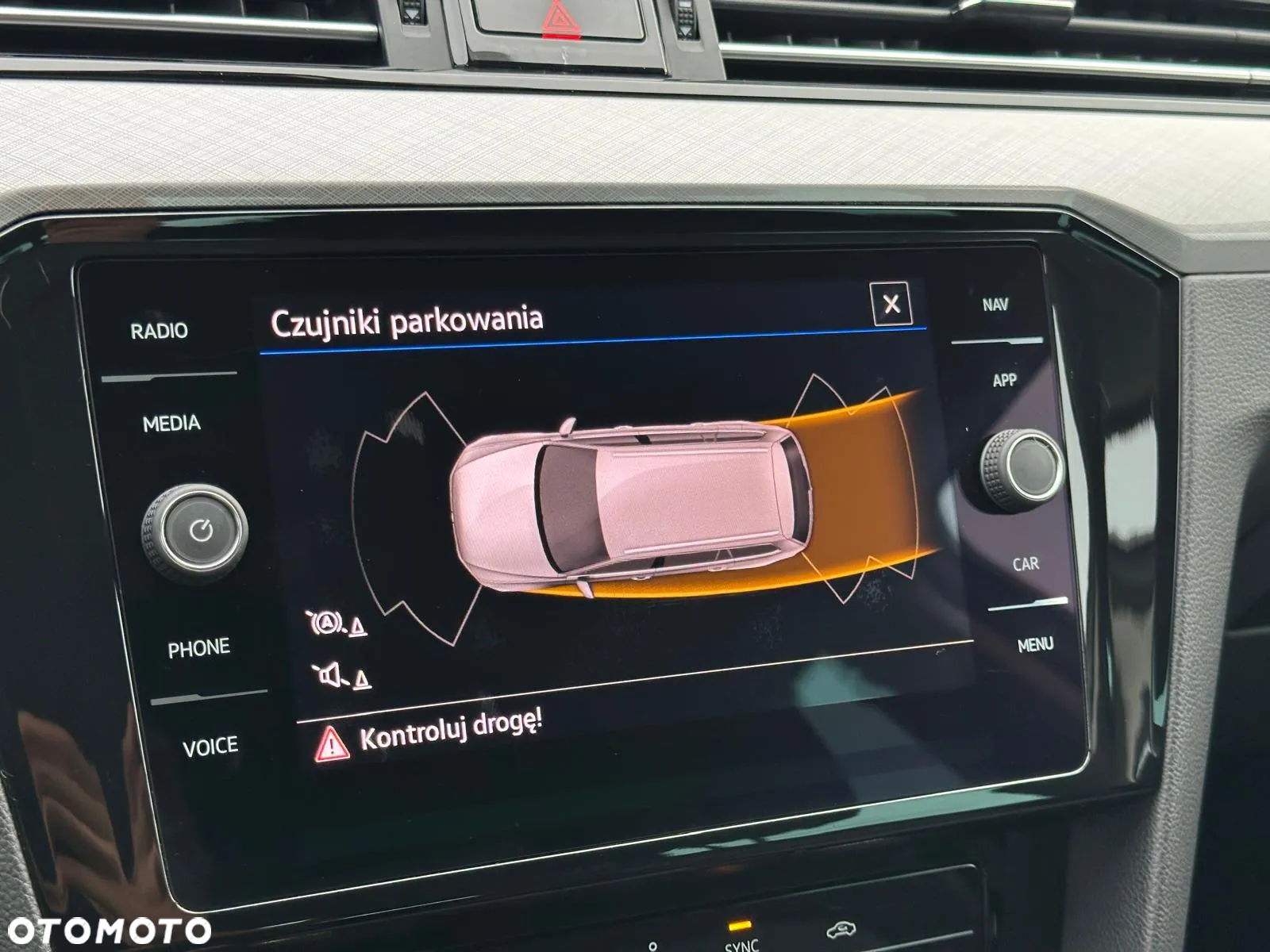 Volkswagen Passat 2.0 TDI EVO Business - 32