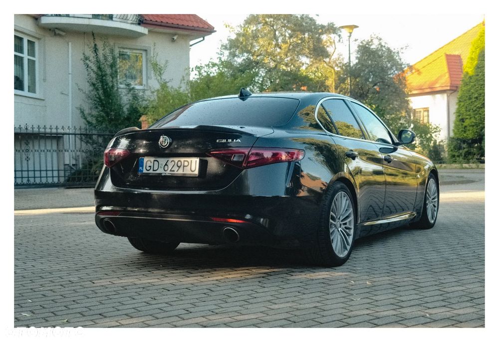 Alfa Romeo Giulia 2.0 Turbo Super - 9