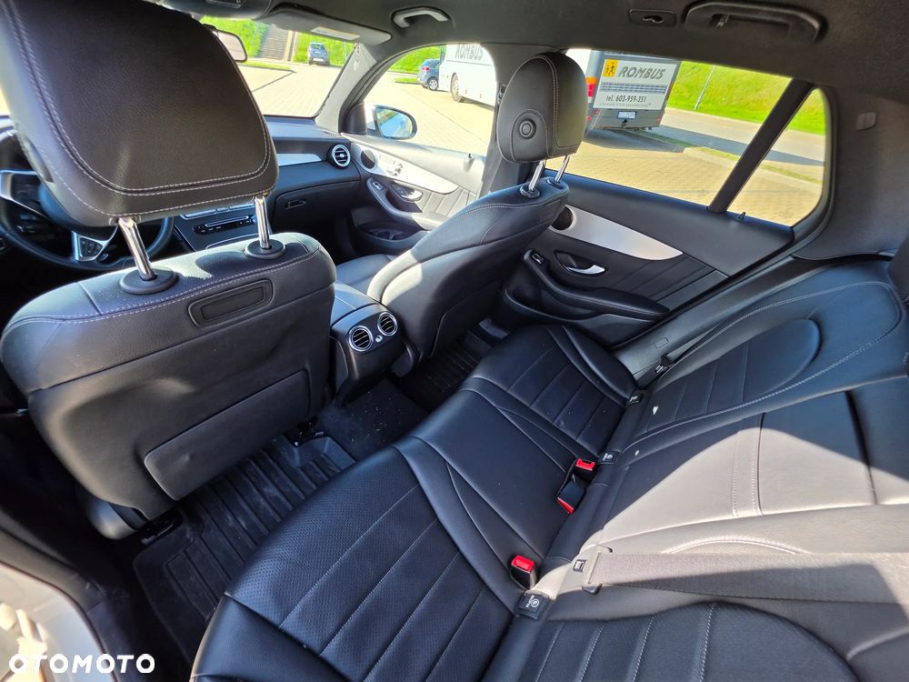 Mercedes-Benz GLC - 9