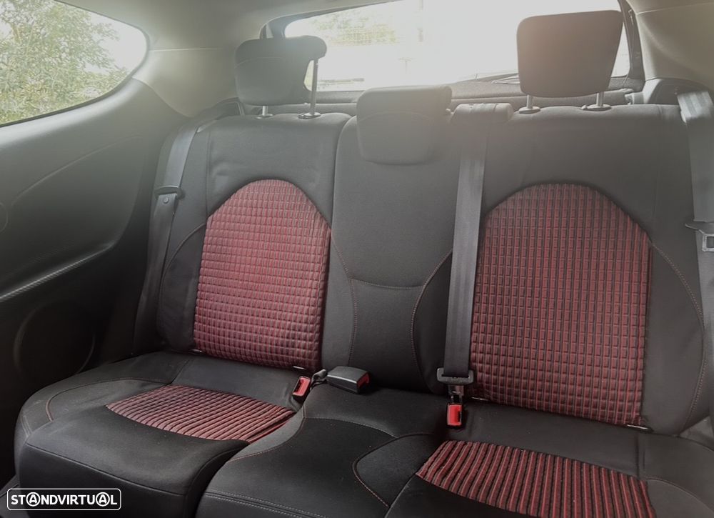 Alfa Romeo MiTo 1.3 JTD Distinctive - 10