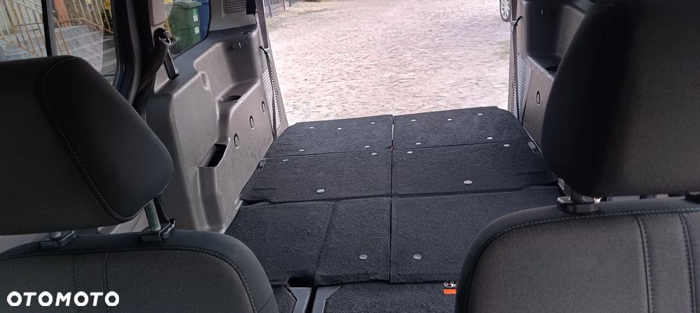 Ford Tourneo Connect 1.5 EcoBlue Titanium - 19