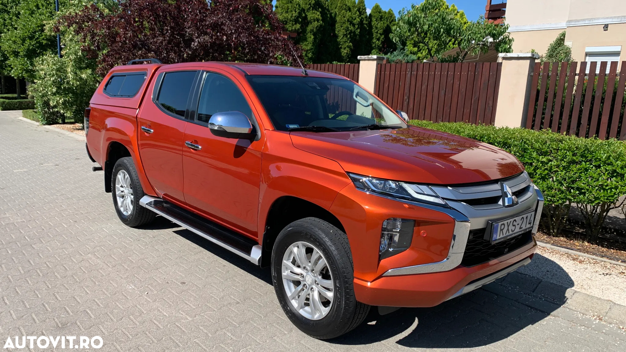 Mitsubishi L200 Double Cab 2.2 DI-D A/T Instyle - 2