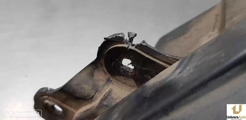 FAROL ESQUERDO KIA SORENTO I 2005 -921013E060 - 3