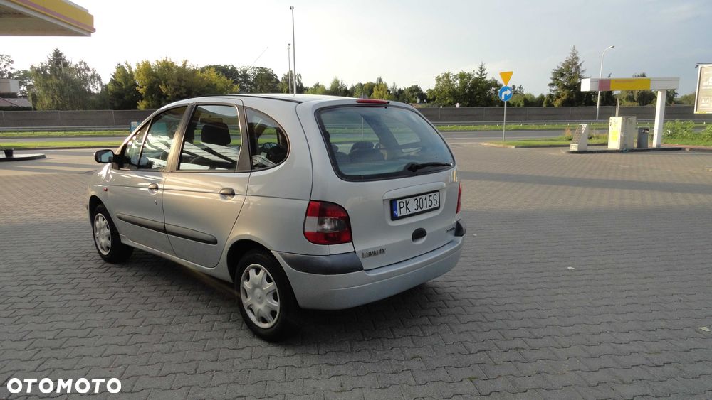 Renault Scenic - 4