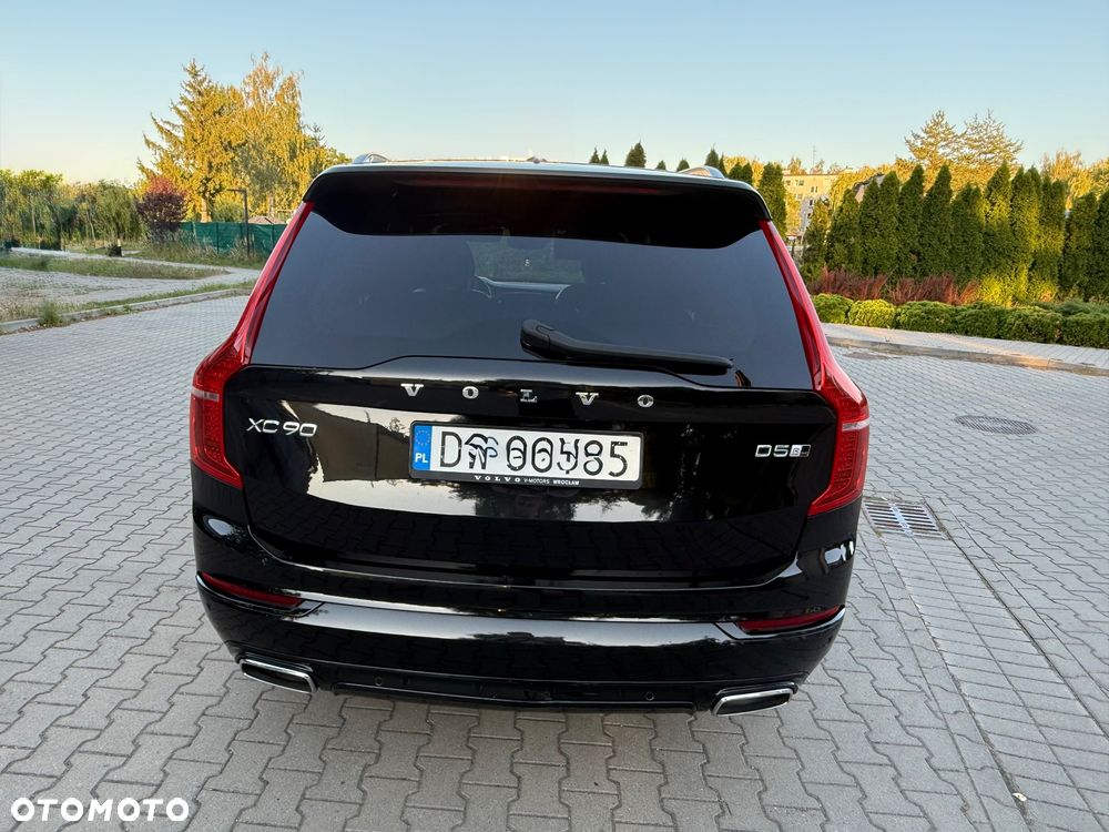 Volvo XC 90 D5 AWD R-Design - 4