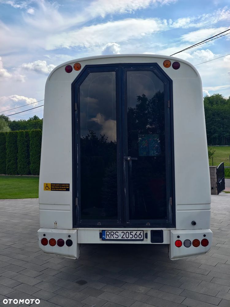 Mercedes-Benz Sprinter - 5
