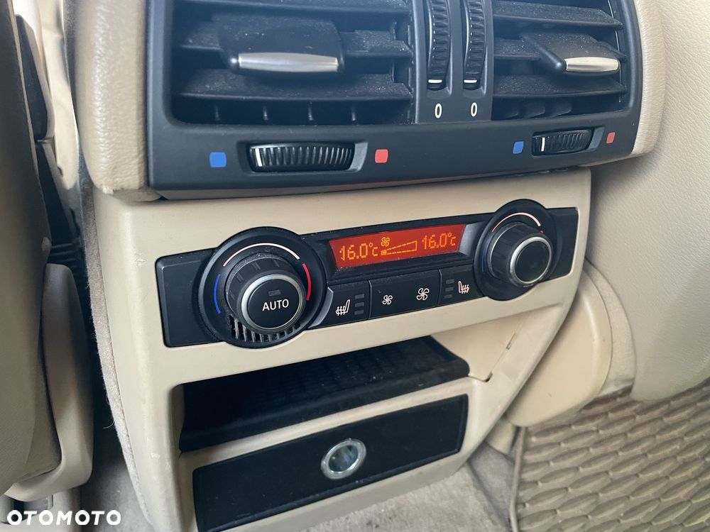 BMW X5 - 6