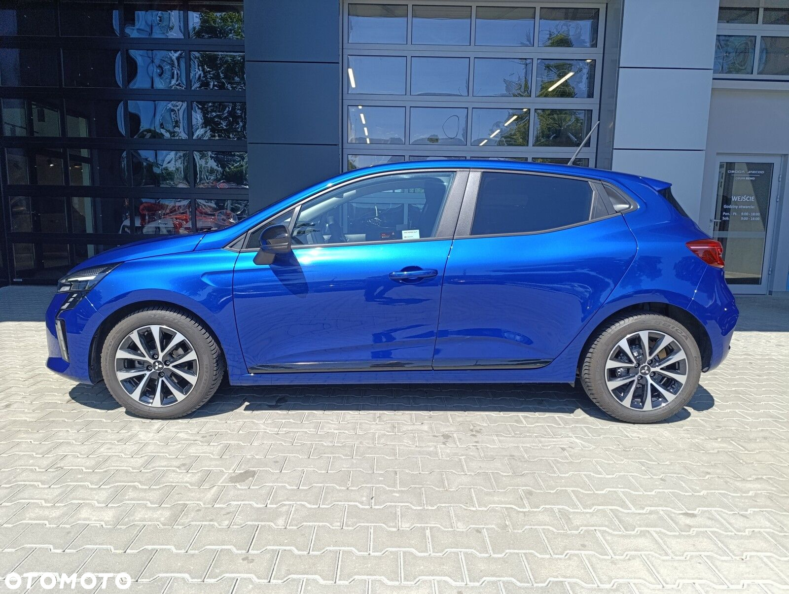 Mitsubishi Colt 1.0T Intense Style Cold Navi - 3