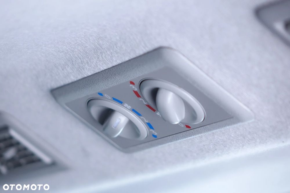 Renault Trafic Grand Passenger 3,0t Pack Clim - 21