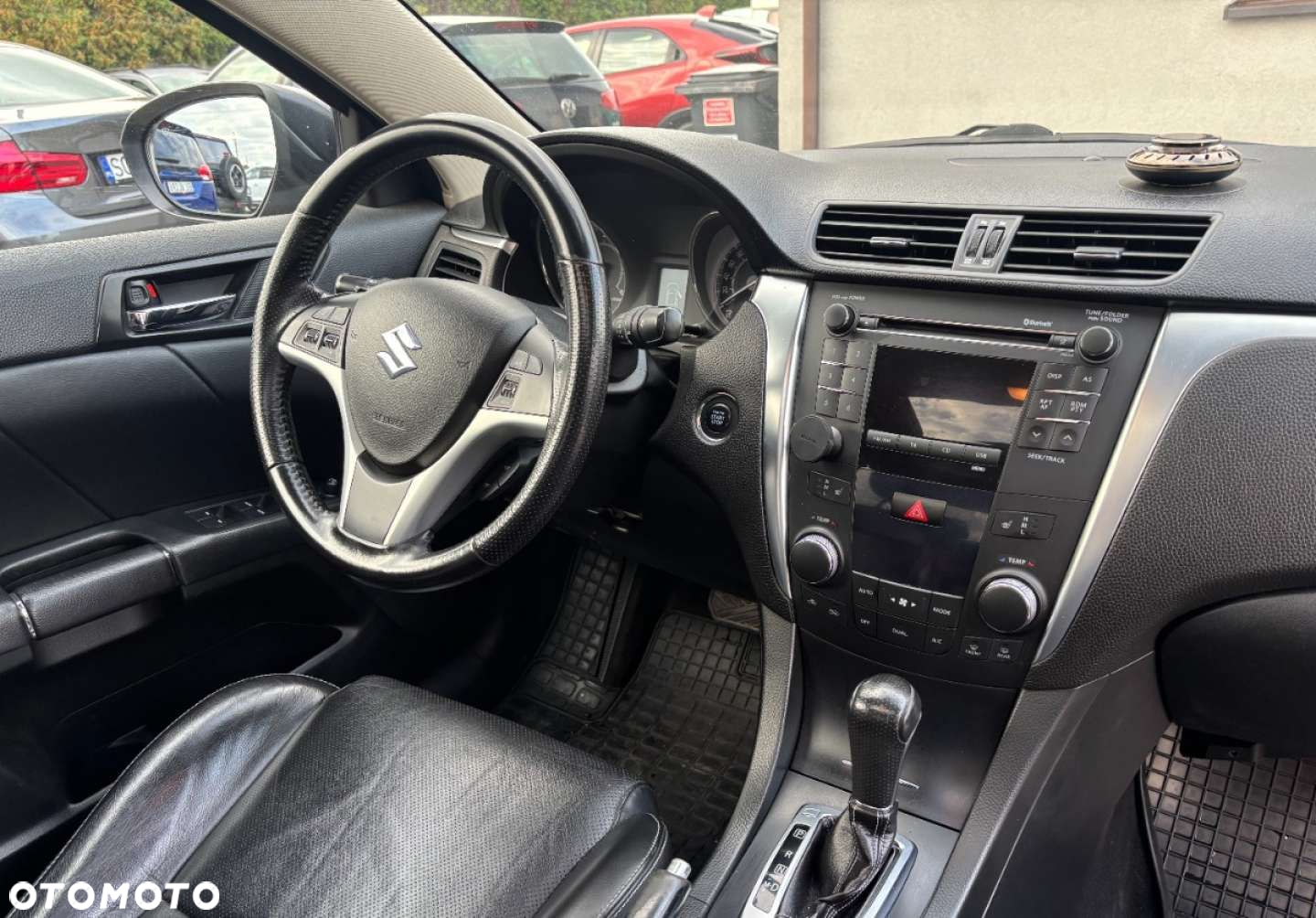 Suzuki Kizashi - 11