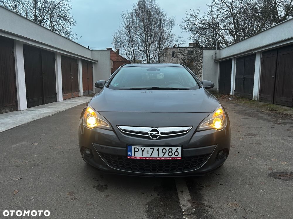 Opel Astra 1.4 Turbo - 2