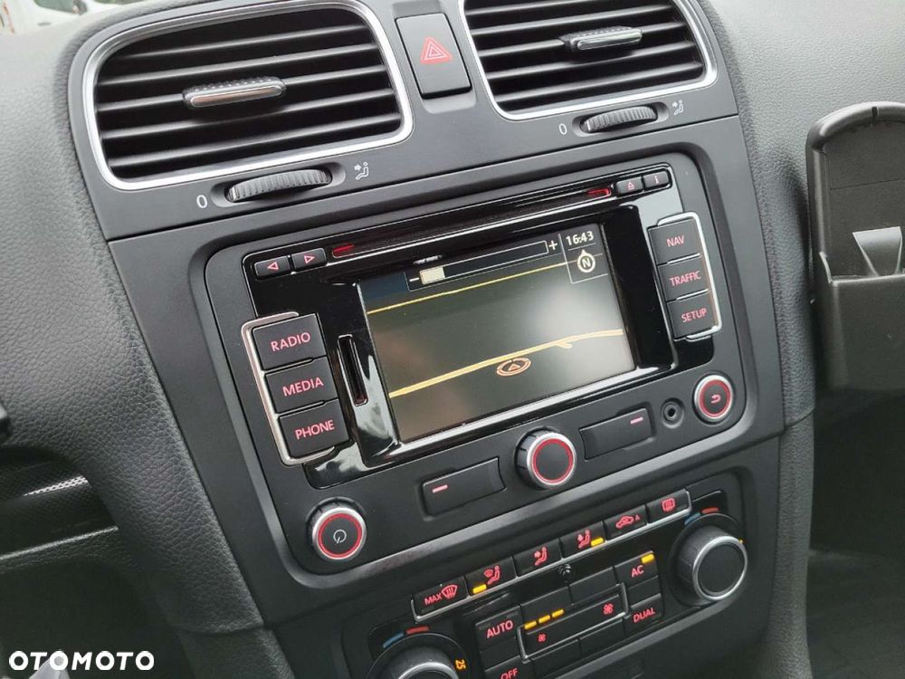 Volkswagen Golf Variant - 13