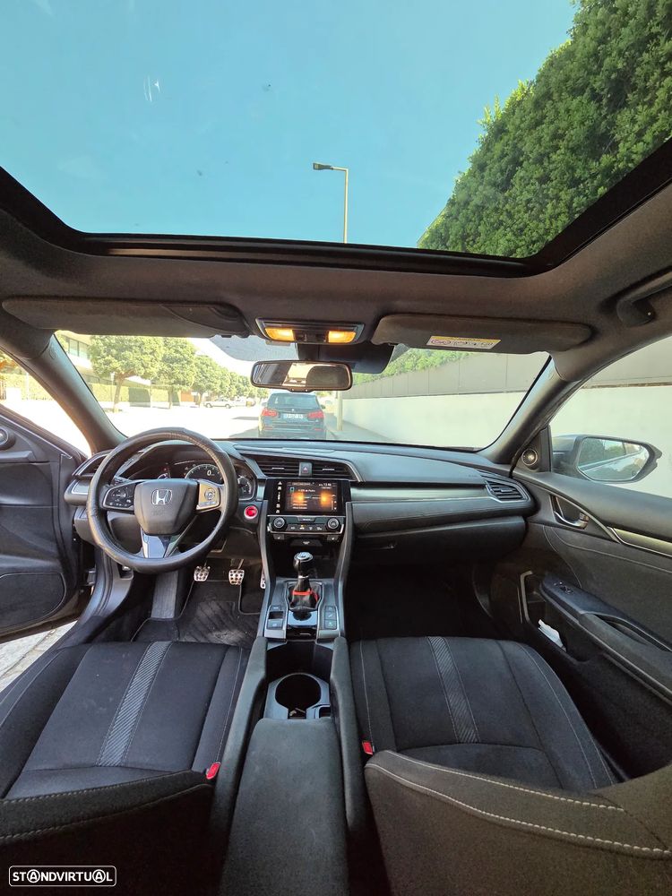 Honda Civic 1.0 i-VTEC Comfort - 7