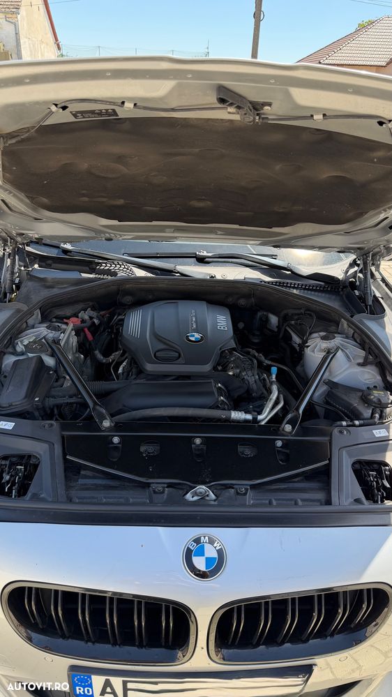 BMW Seria 5 520d Aut. - 13