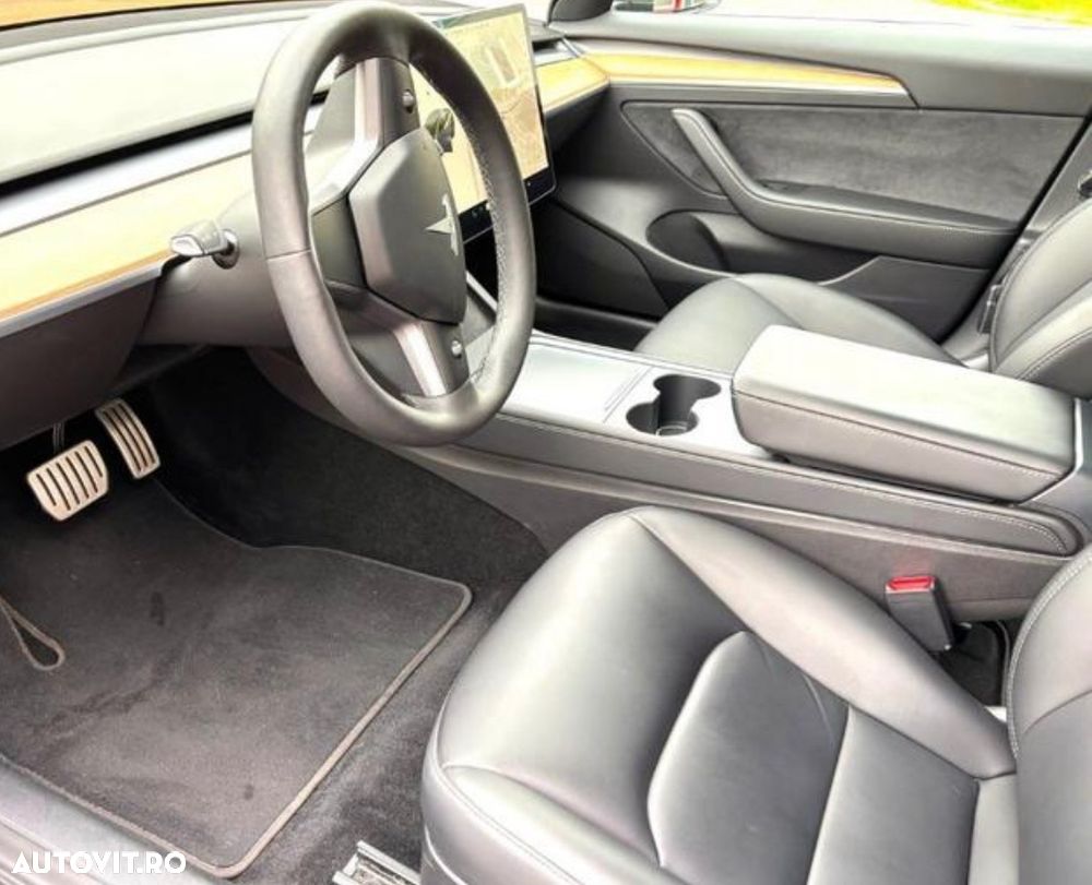 Tesla Model 3 Standard - 8