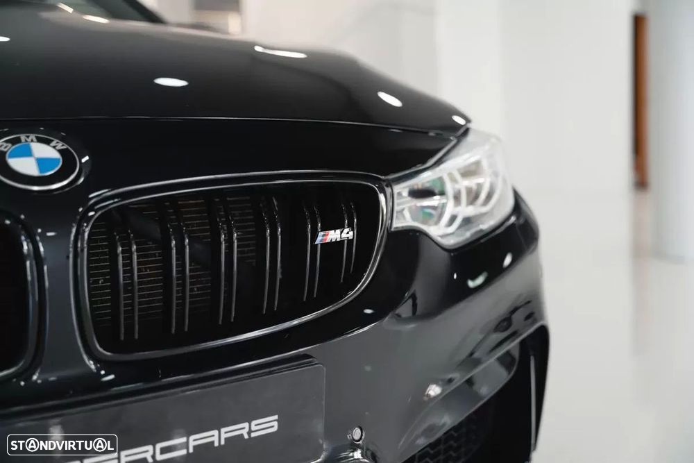 BMW M4 - 4