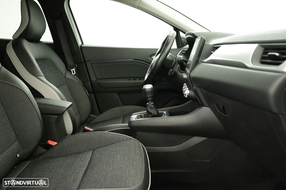 Renault Captur 1.0 TCe Techno Bi-Fuel - 23