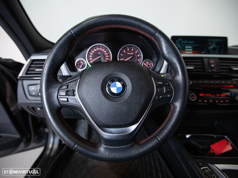 BMW 330 e iPerformance - 14