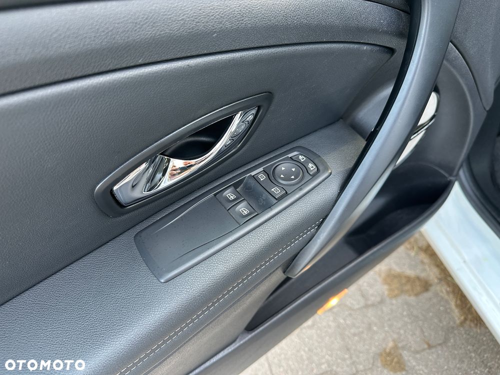 Renault Megane ENERGY TCe 130 Start & Stop Bose Edition - 19